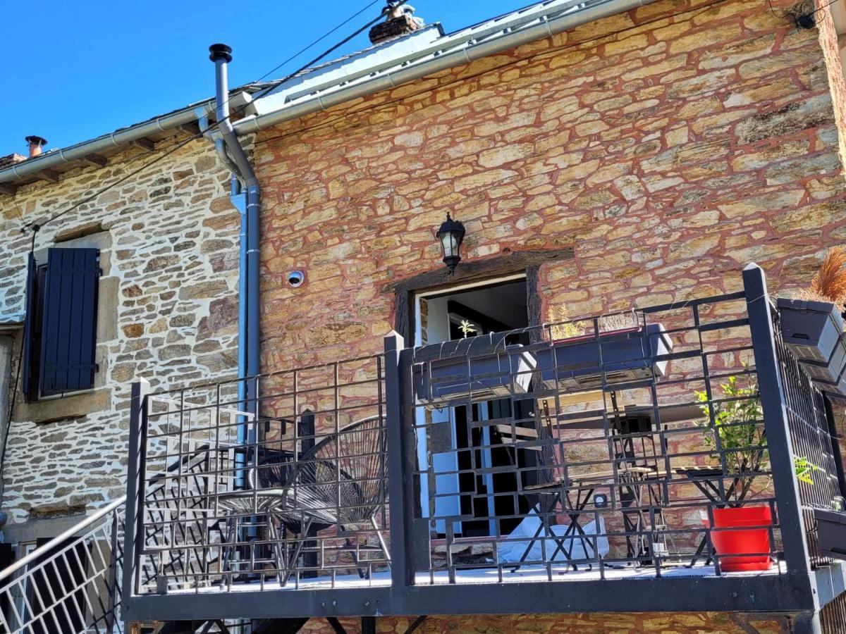 Hotel Tout Au Bout Du Chemin Réquista Esterno foto